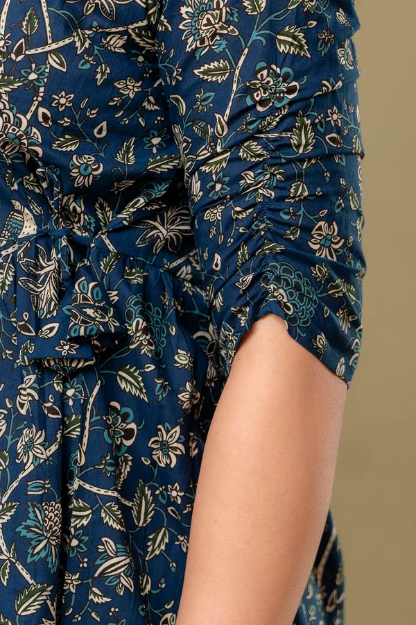 DARK_BLUE_Classic_Regular_Fit_Solid_Short_Top_For_Women