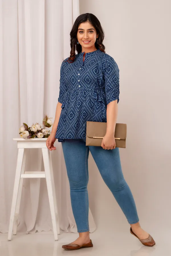 DARK_BLUE_Classic_Regular_Fit_Solid_Short_Top_For_Women