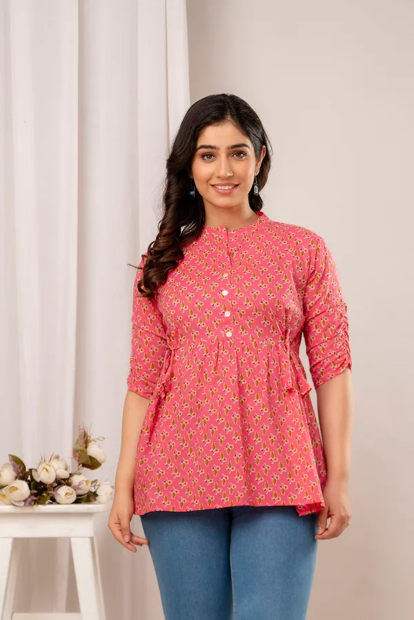 Light_Pink_Classic_Regular_Fit_Solid_Short_Top_For_Women