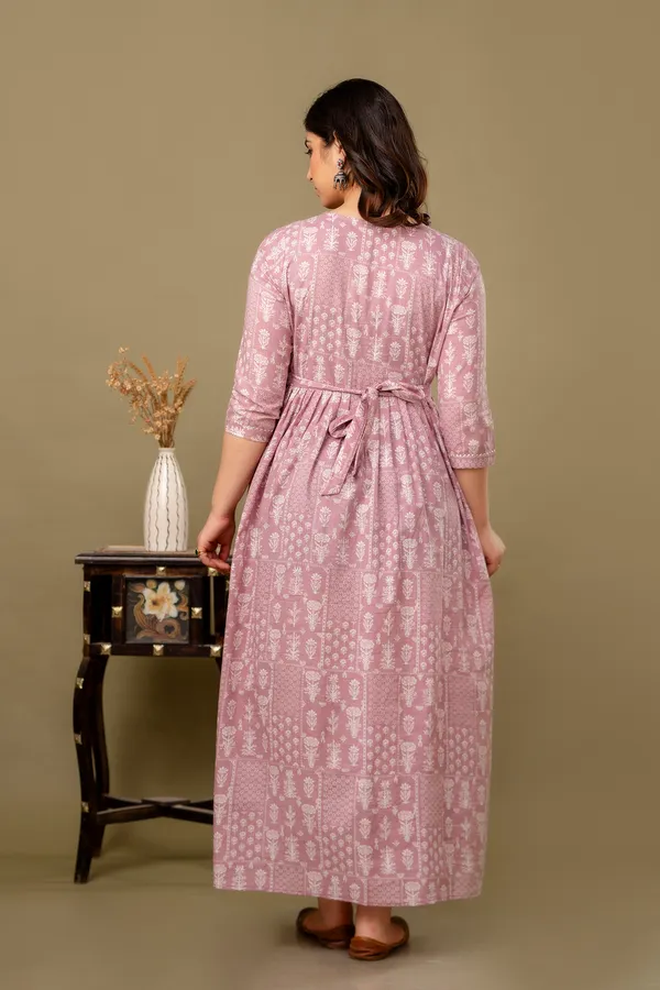Light_Pink_Maternity_and_Feeding_Gown_for_women_|_Pure_Cotton_Sanganeri_Print_Gown