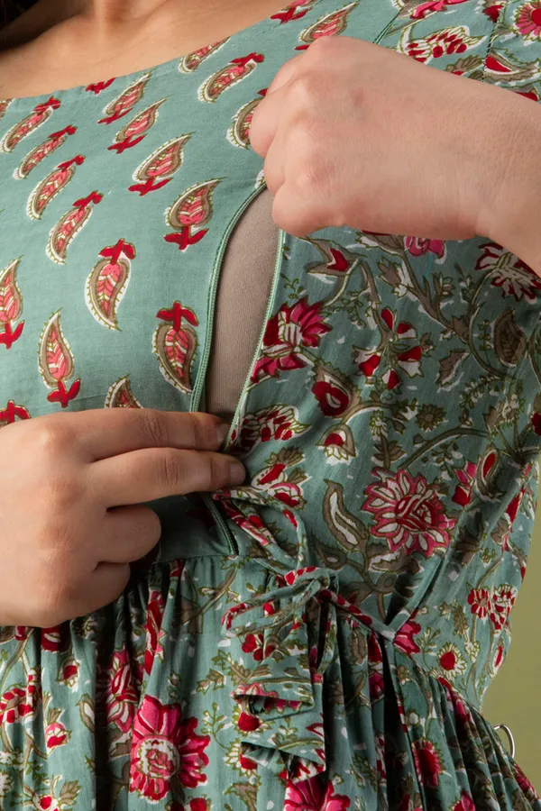 Multicolor_Maternity_and_Feeding_Gown_for_women_|_Pure_Cotton_Sanganeri_Print_Gown