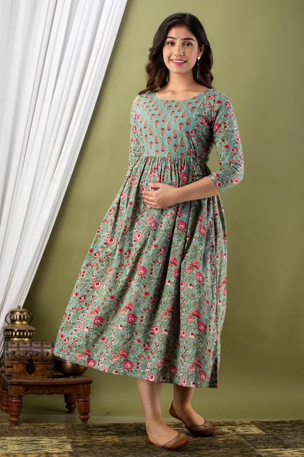 Multicolor_Maternity_and_Feeding_Gown_for_women_|_Pure_Cotton_Sanganeri_Print_Gown