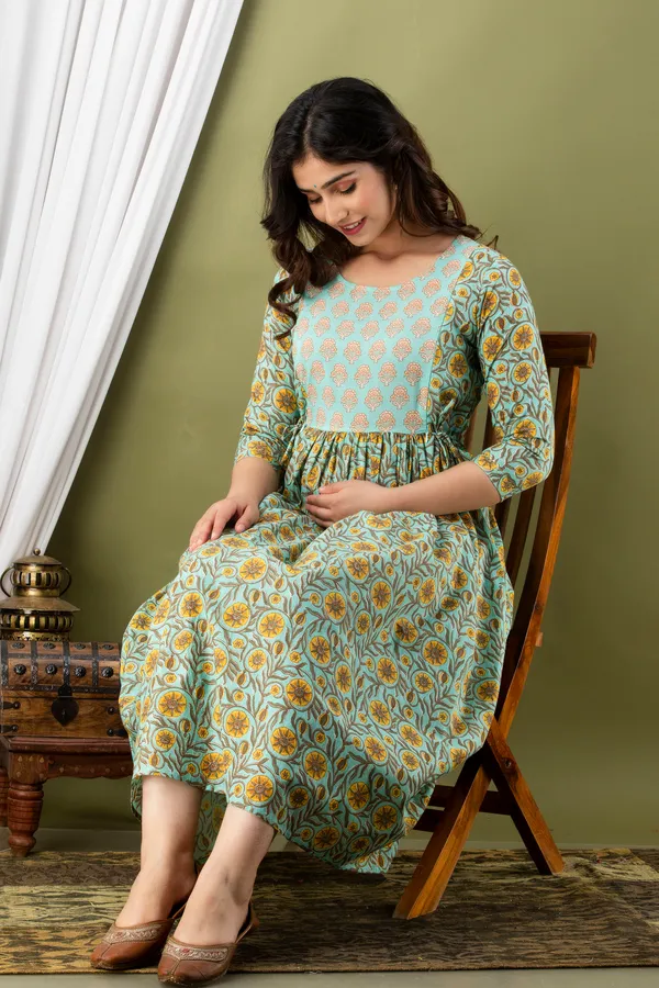 Multicolor_Maternity_and_Feeding_Gown_for_women_|_Pure_Cotton_Sanganeri_Print_Gown