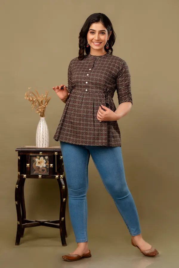 BLACK_Classic_Regular_Fit_Solid_Short_Top_For_Women