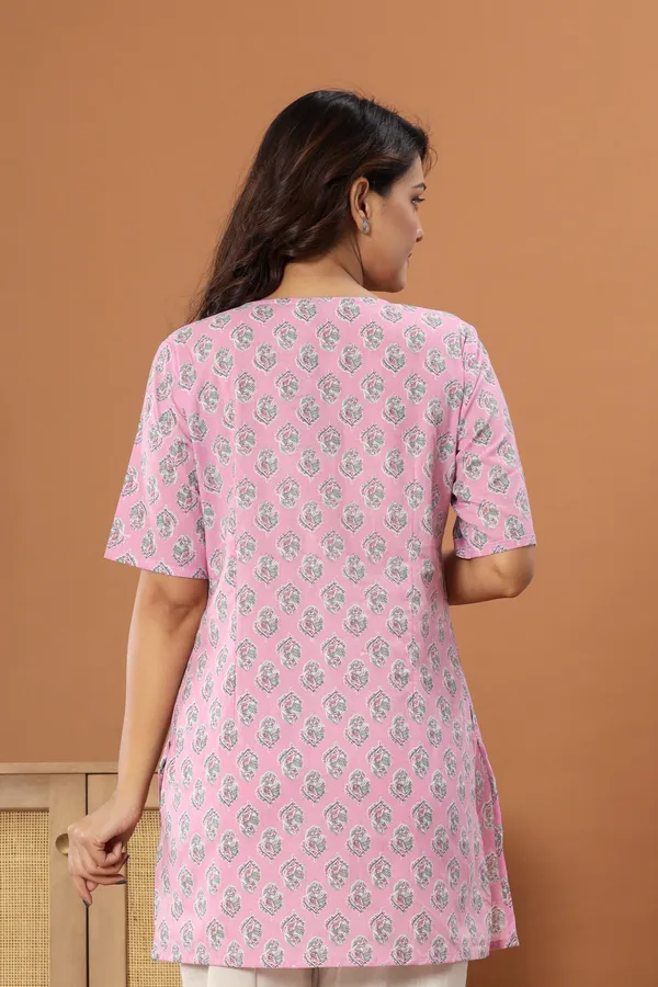 Pink_Classic_Regular_Fit_Solid_Kurti_Top_For_Girl