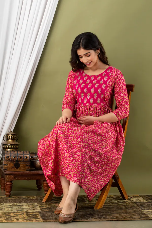 Pink_Maternity_and_Feeding_Gown_for_women_|_Pure_Cotton_Sanganeri_Print_Gown