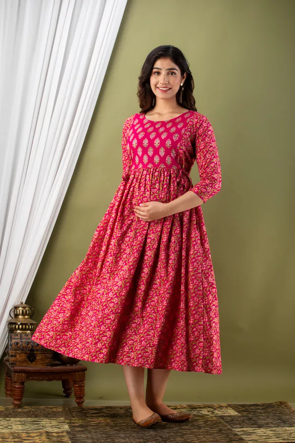 Pink_Maternity_and_Feeding_Gown_for_women_|_Pure_Cotton_Sanganeri_Print_Gown