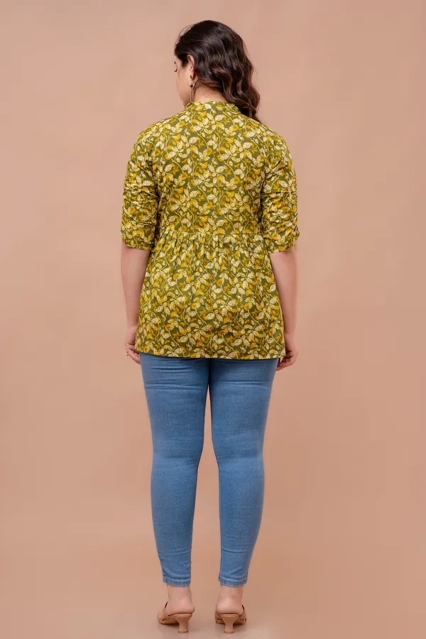 Green_Classic_Regular_Fit_Solid_Short_Top_For_Women