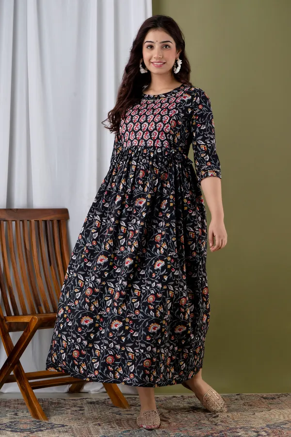 Black_Maternity_and_Feeding_Gown_for_women_|_Rayon_Sanganeri_Print_Gown