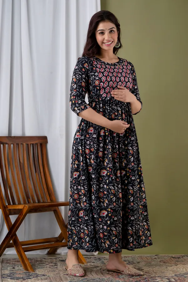 Black_Maternity_and_Feeding_Gown_for_women_|_Rayon_Sanganeri_Print_Gown