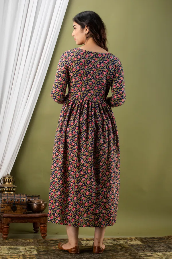 Black_Maternity_and_Feeding_Gown_for_women_|_Pure_Cotton_Sanganeri_Print_Gown