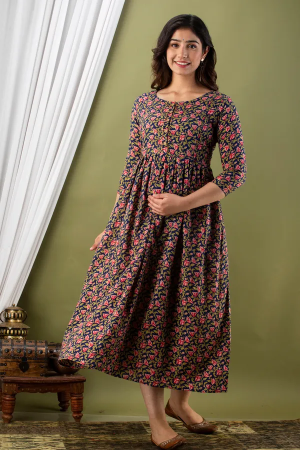 Black_Maternity_and_Feeding_Gown_for_women_|_Pure_Cotton_Sanganeri_Print_Gown