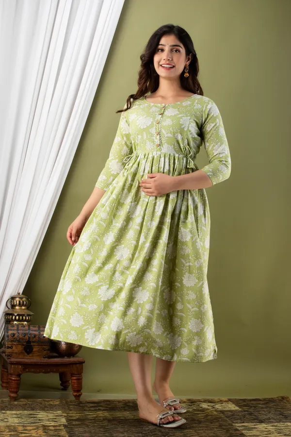Light_Green_Maternity_and_Feeding_Gown_for_women_|_Pure_Cotton_Sanganeri_Print_Gown