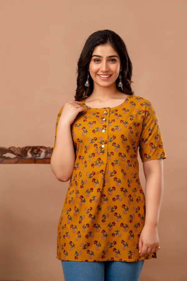 Yellow_Classic_Regular_Fit_Solid_Kurti_Top_For_Girl