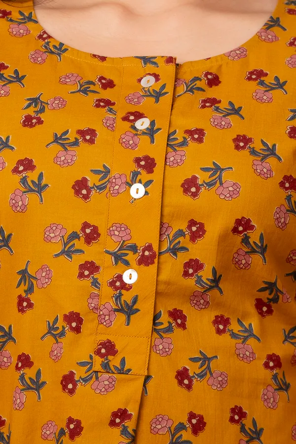 Yellow_Classic_Regular_Fit_Solid_Kurti_Top_For_Girl