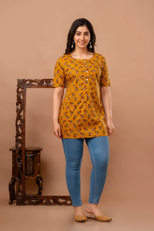 Yellow_Classic_Regular_Fit_Solid_Kurti_Top_For_Girl
