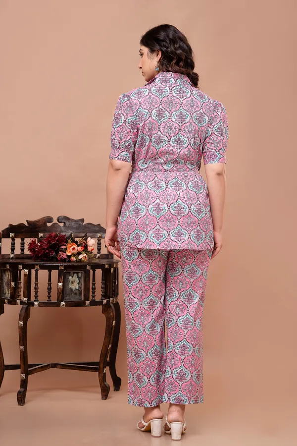 Pink_Printed_Regular_Fit_Solid_Cotton_Co-Ords_Set_For_Women