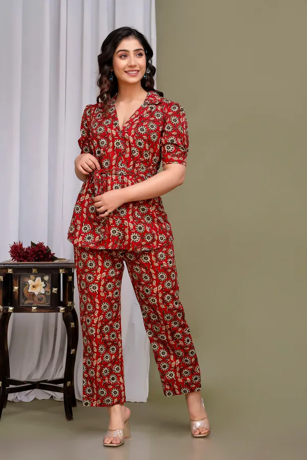 Maroon_Printed_Regular_Fit_Solid_Cotton_Co-Ords_Set_For_Women