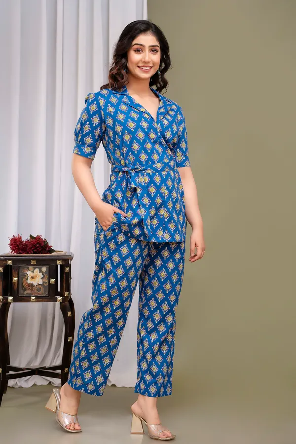 Blue_Printed_Regular_Fit_Solid_Cotton_Co-Ords_Set_For_Women