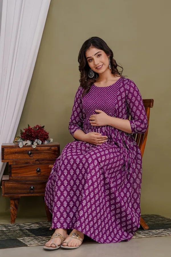 Purple_Maternity_and_Feeding_Gown_for_women_|_Pure_Cotton_Sanganeri_Print_Gown