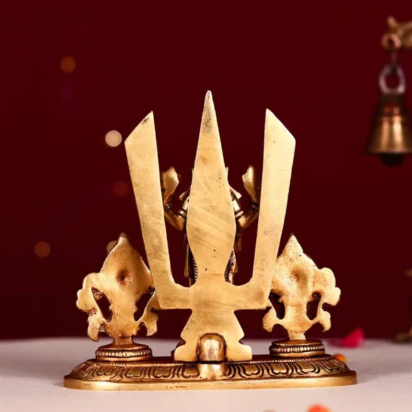 Golden_Handcrafted_Superfine_Brass_Shree_Tirupati_Balaji_Venketshwara_Swami_With_Namah,_Padma_And_Chakra_Idol_(13_X_5_X_13_Cm)