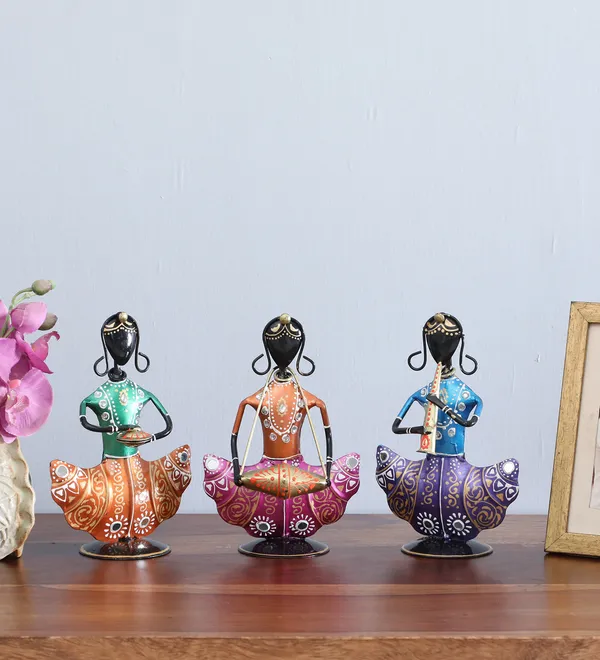 Motley_Lady_Doll_Handpainted_Iron_Figurines_Playing_Music_In_Sitting_Posture_(Set_Of_3)_(37_X_20_X_7_Cm)