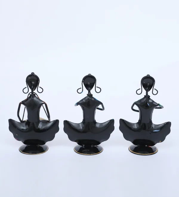 Motley_Lady_Doll_Handpainted_Iron_Figurines_Playing_Music_In_Sitting_Posture_(Set_Of_3)_(37_X_20_X_7_Cm)