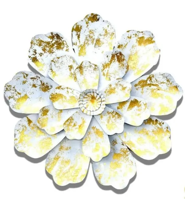 White_Blossom_Retro_Floral_Wall_Art_With_Golden_Sunlight_Reflecting_From_Petals_(63_X_63_X_3_Cm)
