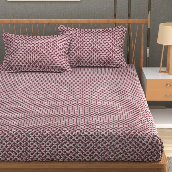 DHAANYA_ELASTIC_FITTED_DOUBLE_BED_SUPER_SOFT_GLACE_COTTON_SET_OF_3_(1_BEDSHEET,_2_PILLOW_COVERS)_OSCAR-_GEOMETRICAL_PRINTS-_ALIGNED_LEAVES_MAROON_(3)