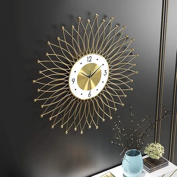 Spiral_Metallic_Wall_Clock