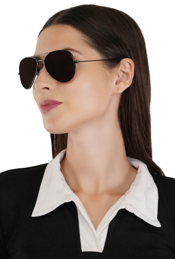 Black_Stainless_Steel_Round_Sunglass_For_Women