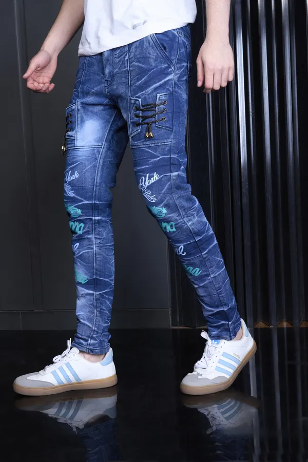 Light_Blue_Cotton_Blend_Slim_Fit_Jeans_For_Men_With_Diagonal_Pocket
