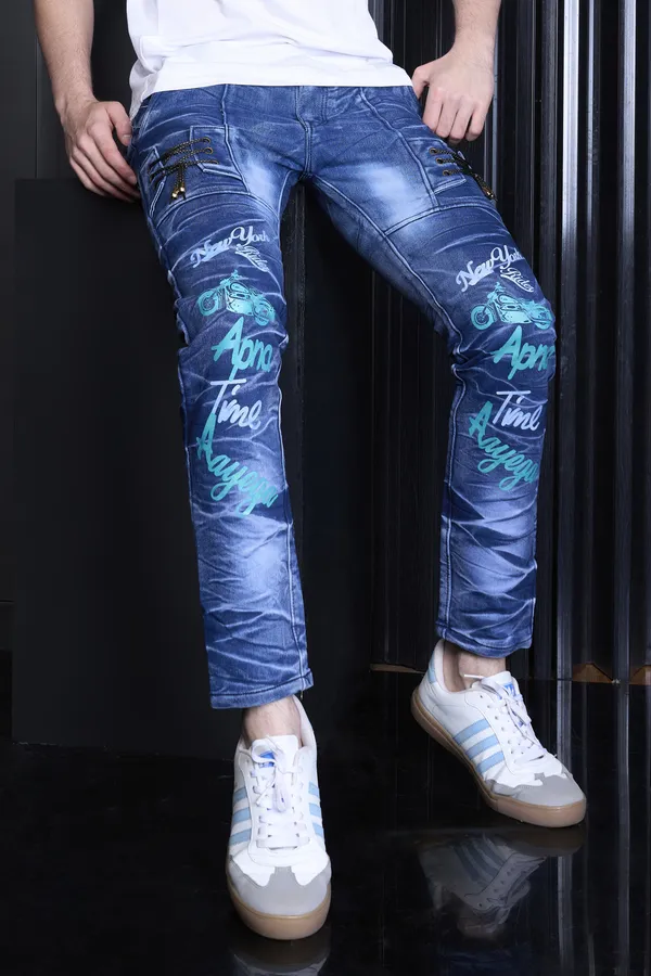 Light_Blue_Cotton_Blend_Slim_Fit_Jeans_For_Men_With_Diagonal_Pocket
