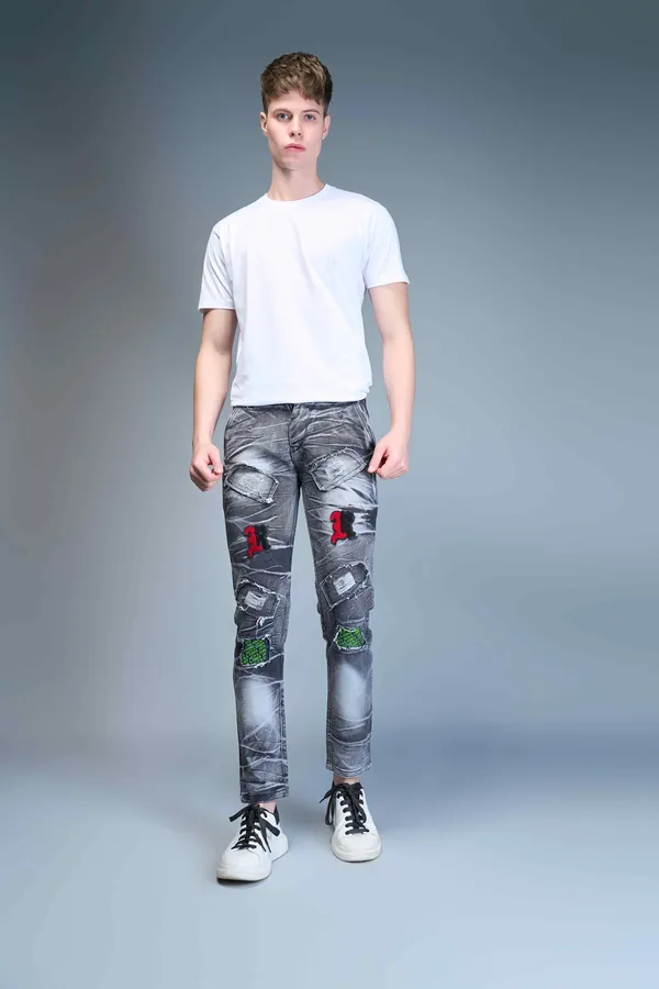 Black_Cotton_Blend_Slim_Fit_Jeans_For_Men_With_Diagonal_Pocket
