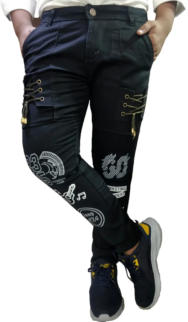 Black_Cotton_Blend_Slim_Fit_Jeans_For_Men_With_Diagonal_Pocket