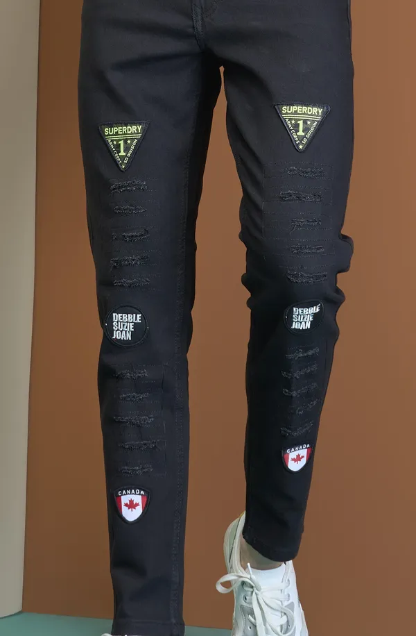 Black_Cotton_Blend_Slim_Fit_Jeans_For_Men_With_Diagonal_Pocket