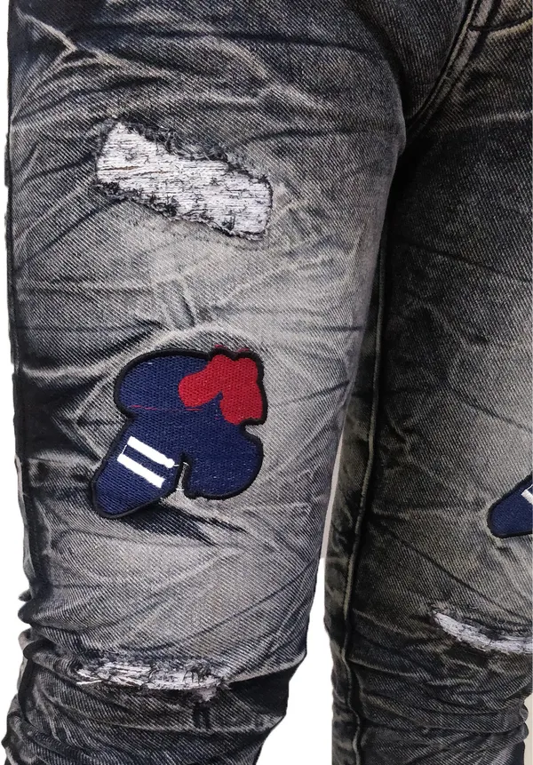 Black_Cotton_Blend_Slim_Fit_Jeans_For_Men_With_Diagonal_Pocket