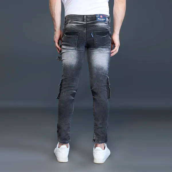 Black_Cotton_Blend_Slim_Fit_Jeans_For_Men_With_Diagonal_Pocket