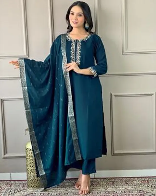 Blue_Chanderi_Embroidery_Kurta_Pant_Set_For_Women