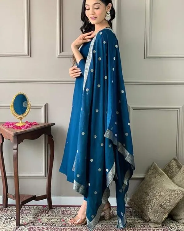 Blue_Chanderi_Embroidery_Kurta_Pant_Set_For_Women