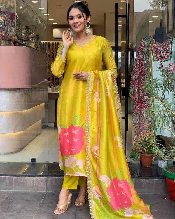 Yellow_Chanderi_Silk_Embroide_Kurta_Pant_Dupatta_Set