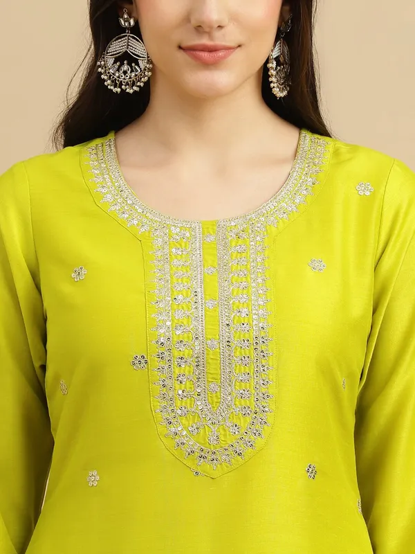 Green_Chinon_Embroide_Straight_Kurta_With_Pant_And_Printed_Dupatta_Set_For_Women