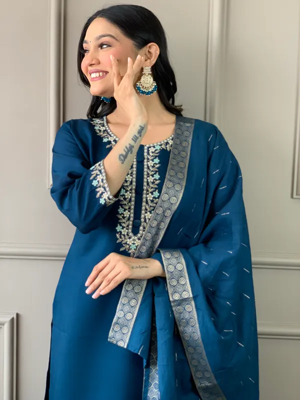 Blue_Chanderi_Silk_Embroide_Kurta_Pant_Dupatta_Set