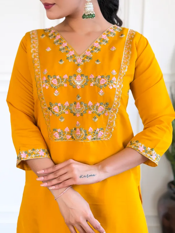 Yellow_Chanderi_Silk_Fabric_Work_Straight_Cut_Kurta_Pant_And_Dupatta_Set