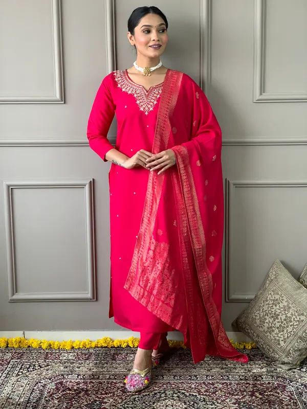 Red_Chanderi_Silk_Embroidery_Kurta_Pant_Set_For_Women