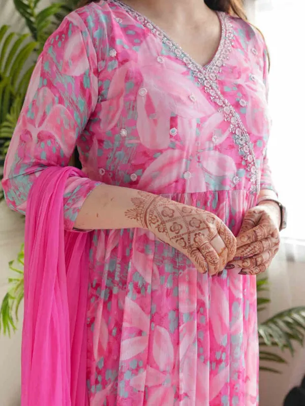 Pink_Georgette_Printed_Embroide_Kurta_Pant_Dupatta_Set