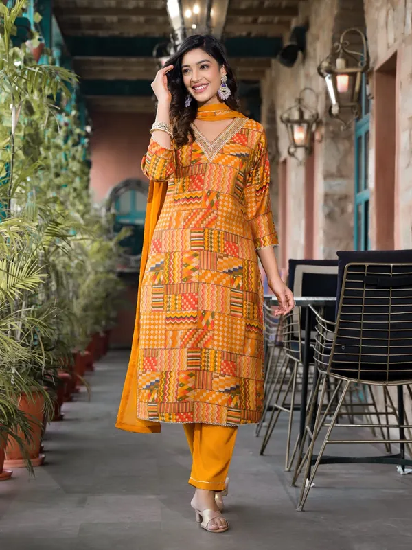 Orange_Chanderi_Silk_Printed_Embroide_Kurta_Pant_Dupatta_Set