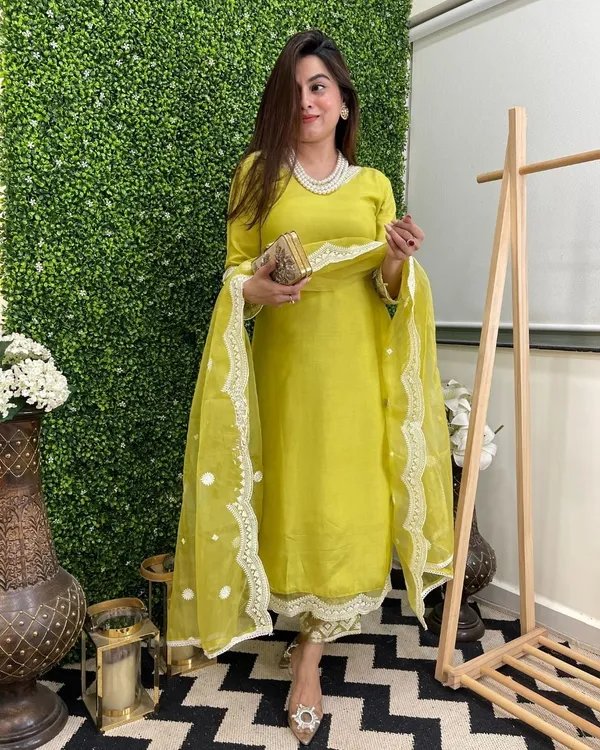 Yellow_Lemon_Laced_Chanderi_Cotton_Embroide_Kurta_Pant_Dupatta_Set
