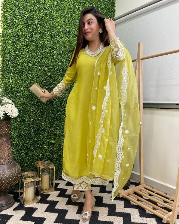 Yellow_Lemon_Laced_Chanderi_Cotton_Embroide_Kurta_Pant_Dupatta_Set