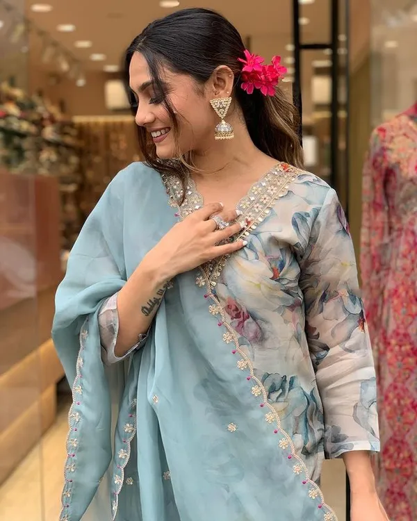 Blue_Fabric_Straight_Kurta_Pant_And_Dupatta_Set